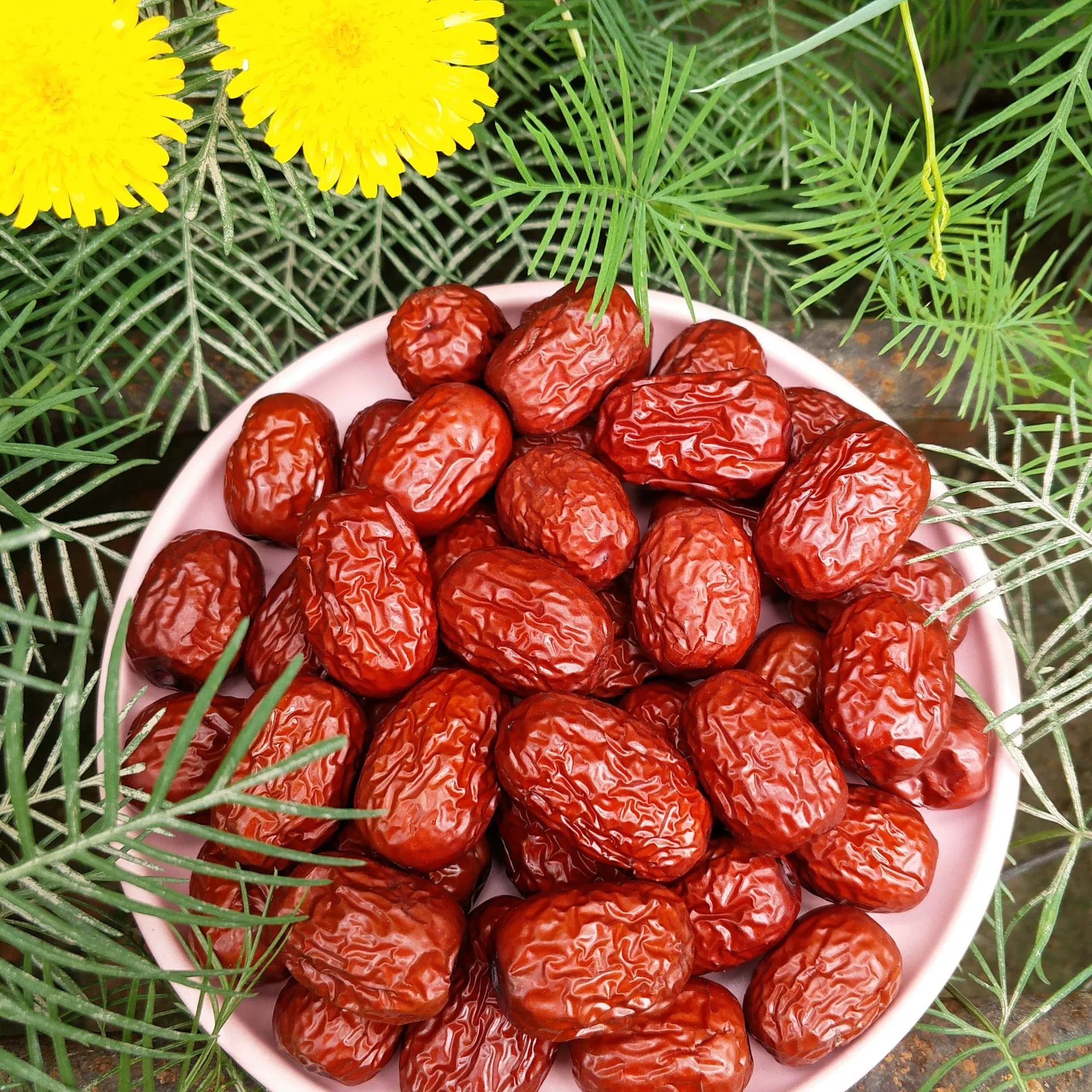 "Синьцзян Ruoqiang серый мармелад" Новый мармелад высокого качества крупное мясо толстый ядерный маленький Синьцзян красный мармелад висит сухой серый мармелад 5 кг