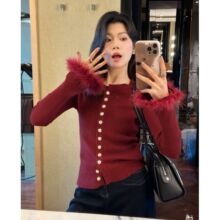 冬季辣妹性感纯欲风针织修身显瘦打底毛茸袖口毛衣小香风上衣ins