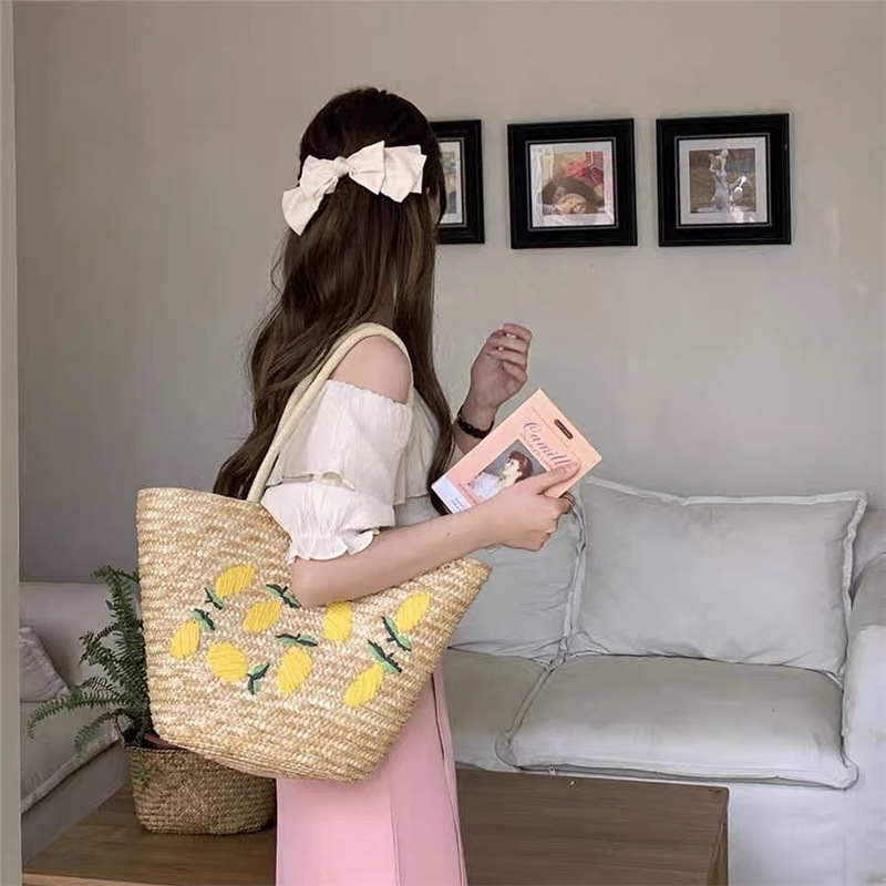 New Handmade Woven Straw Bag with Fresh Mango Embroidery, Straw Tote Bag, Large Capacity Shoulder Bag for Women