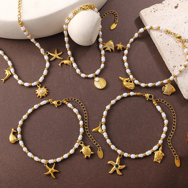European and American Fashion Creative Ocean Theme Freshwater Pearl DIY Dolphin Pendant Bracelet Plated with 18K Gold Niche Jewelry for Women