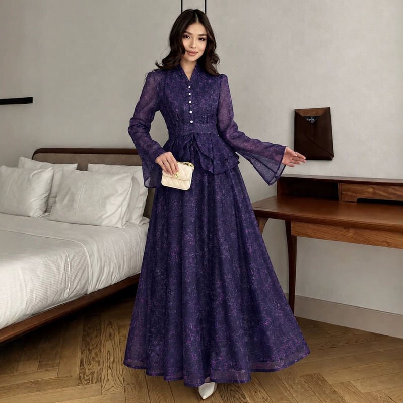 Cross-border European and American women's fashion Amazon women's spring and autumn new dress, V-neck, waist-cinching, slimming, large hem, A-line floral long dress Cross-border European and American women's fashion Amazon women's spring and autumn new dress, V-neck, waist-cinching, slimming, large hem, A-line floral long dress