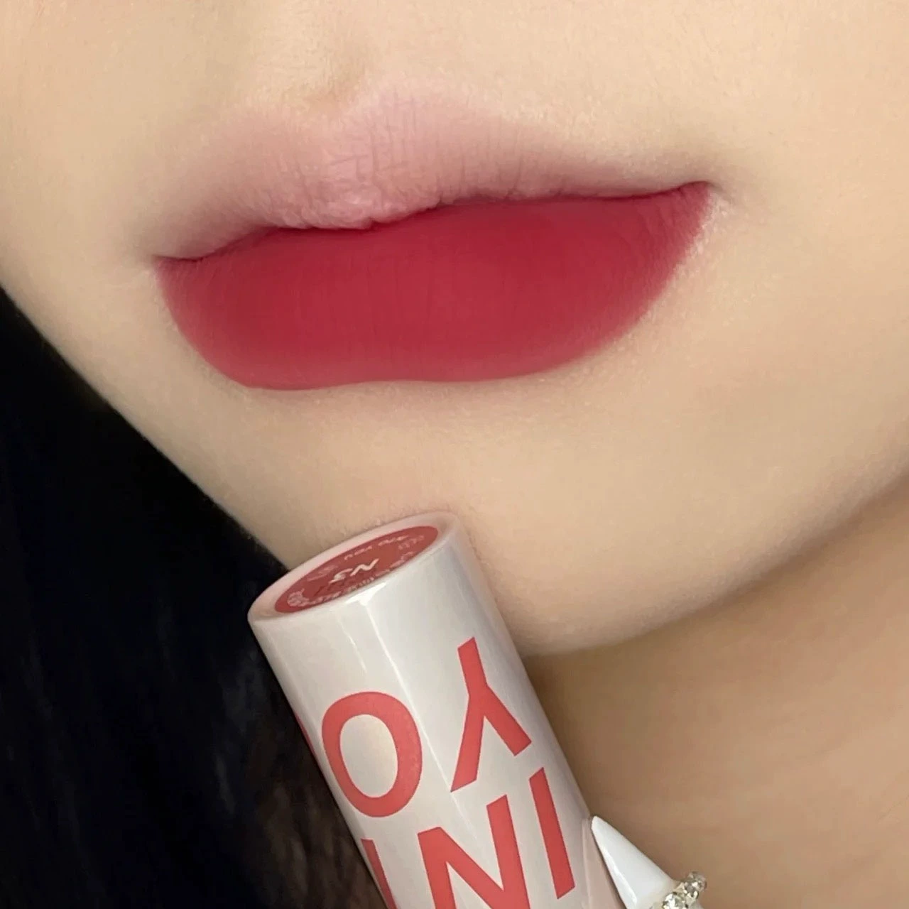 【Spot】intoyou Губная помада-мусс с сердцем Curtain Губная помада-глянц Lip Mud Airy Natural Губная помада и щёки для обоих применений