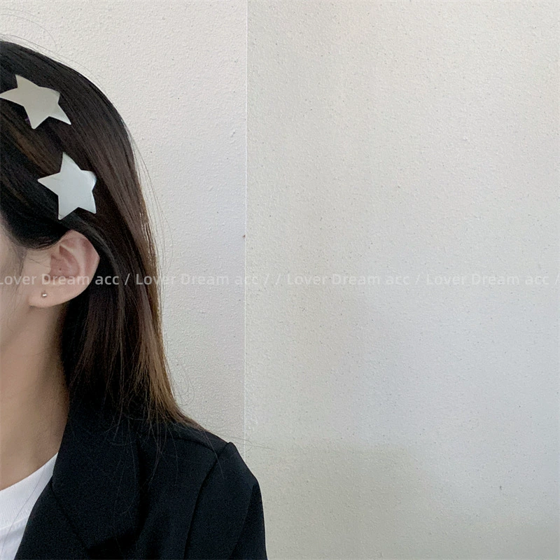Silver-gray fuchsia cute bangs, hairgrip