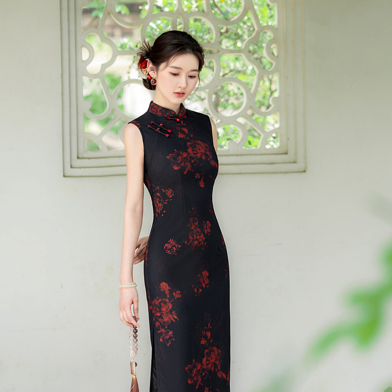 Black Floral Slimming Chinese Style Long Cheongsam for Young Women, 2026 New Vintage Shanghai Summer Model Black Floral Slimming Chinese Style Long Cheongsam for Young Women, 2026 New Vintage Shanghai Summer Model