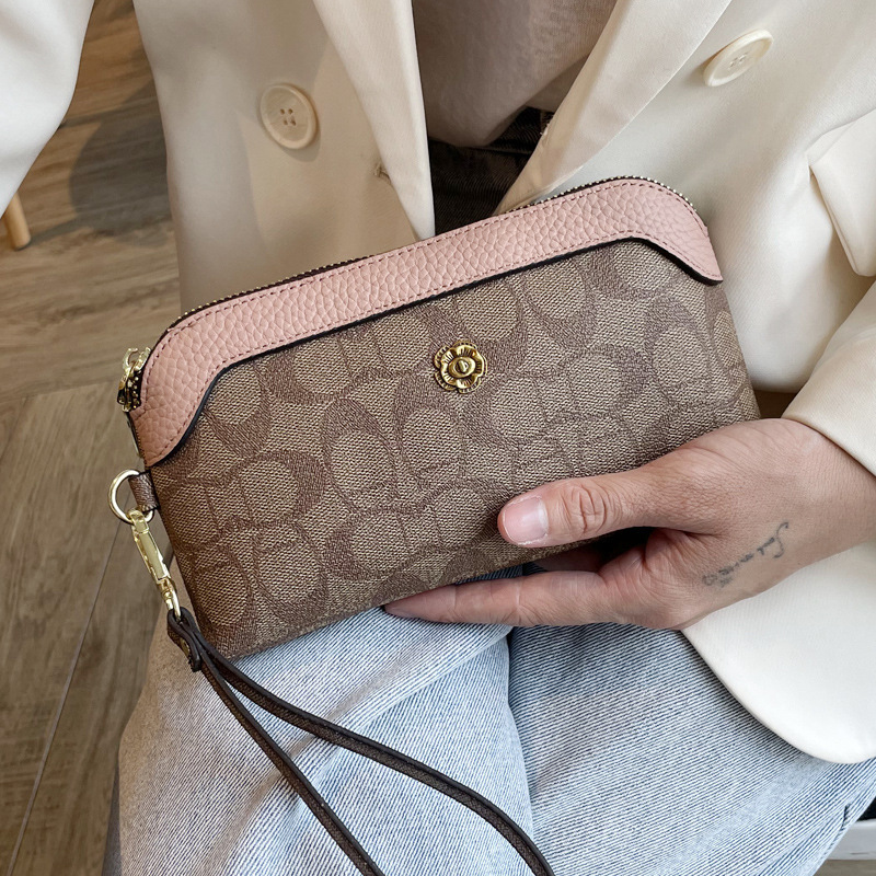 Women's Clutch Small Handbag Fashionable Shoulder Crossbody Bag 2026 New Trendy Wallet Women's Long Phone Bag Mom Style Women's Clutch Small Handbag Fashionable Shoulder Crossbody Bag 2026 New Trendy Wallet Women's Long Phone Bag Mom Style