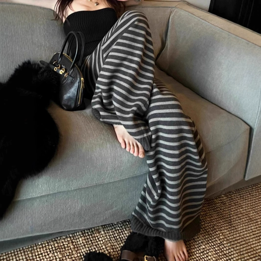 Красиво расслабляющий классический цвет в полоску широкие брюки осенью и зимой 2024 толстые теплые ретро нишевые штаны