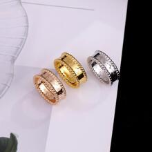 ��ҽ��亞����ָŮ�r�Ђ���ָ�h���18Kõ���С�������治��ɫ