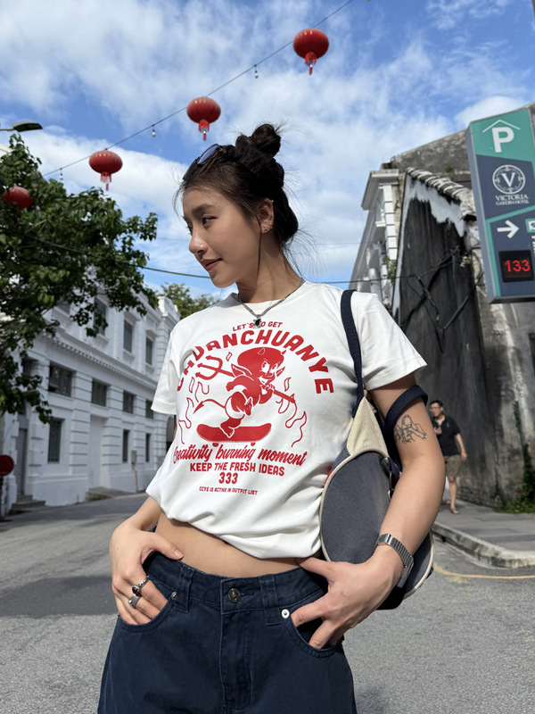 川川也家 原创印花小恶魔正肩修身短袖T恤女夏季新款辣妹上衣日常|undefined