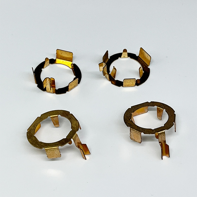 真鍮ハードウェアスタンピング部品電子端子台アクセサリーヘッドライトバックル導電性破片スタンピング部品加工卸売|undefined