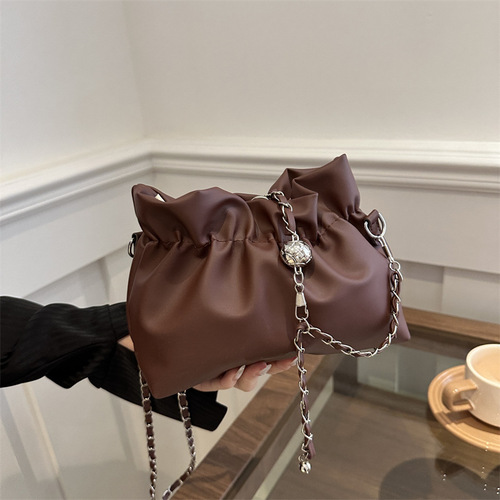 Pure Color Simple Stylish Drawstring Small Bag for Women 2024 Spring New Item Versatile Ins Chain Crossbody Bag Water Bucket Bag