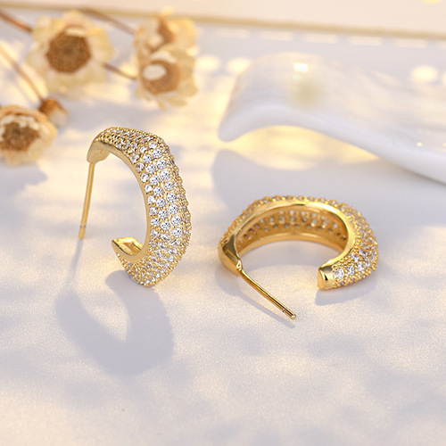 New simple earrings, fashionable and temperament, Moon Bay earrings for women, 18k gold plated zircon silver needle earrings wholesale