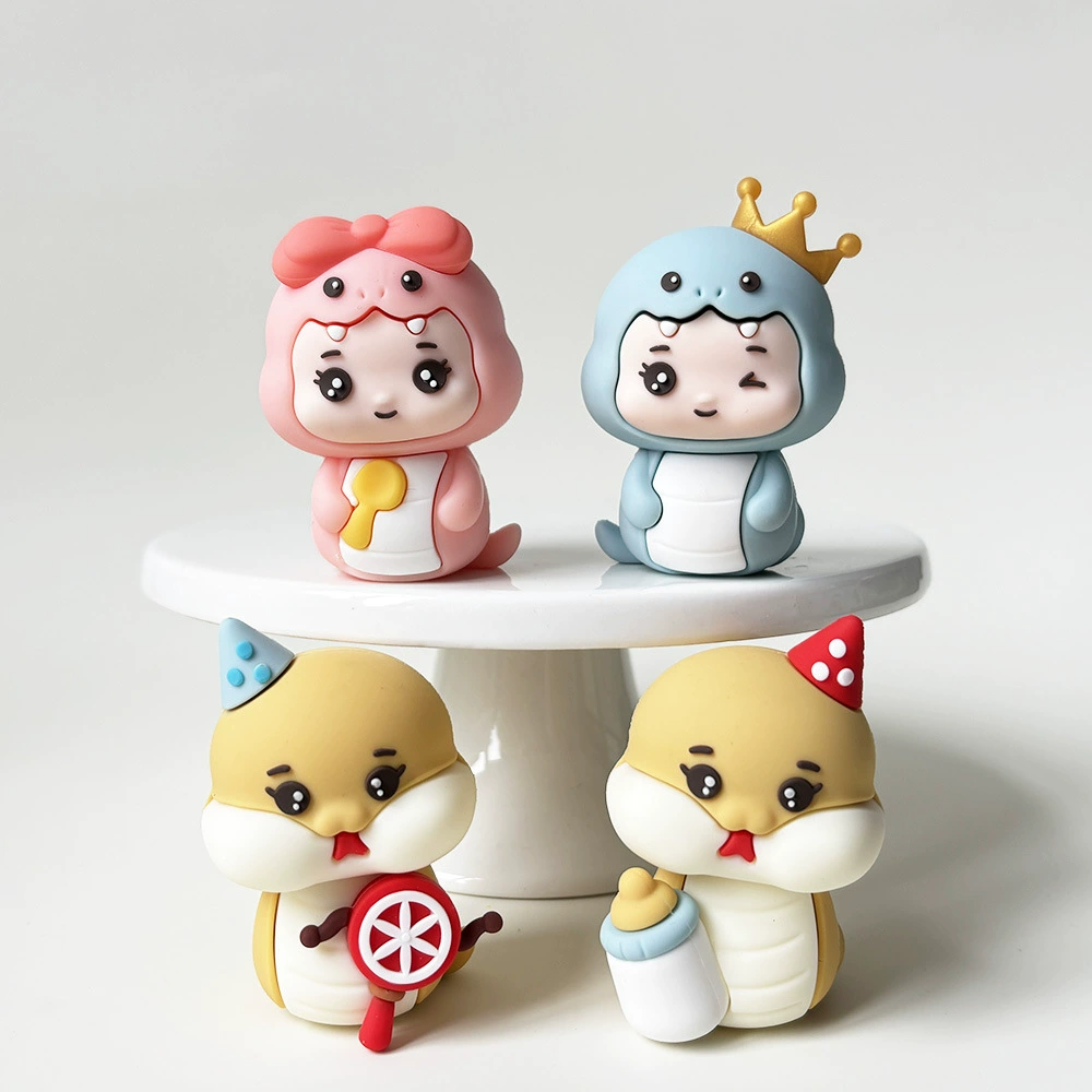 Мультяшная змея малышка мягкая резиновая кукла для украшения рабочего стола