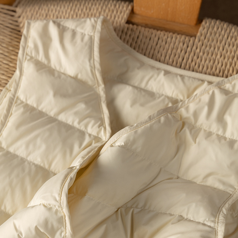 Stacked Warm 90 White Goose down Lining, Light and Warm V Neck down Inner Vest Jacket for Women in Autum 044