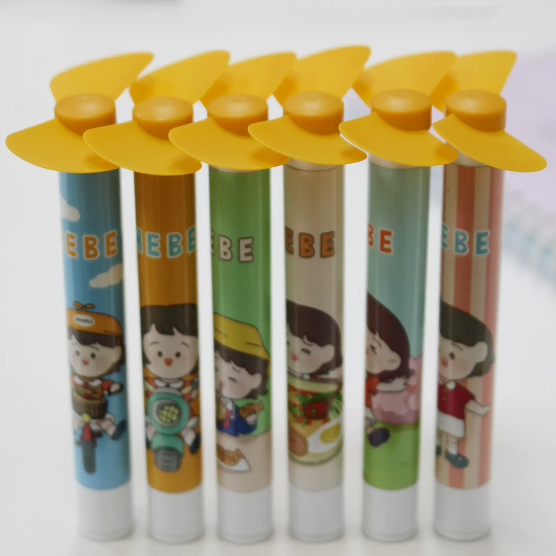 花小西系列可爱卡通电池风扇迷你手持便携耐用畅销小电扇便携式