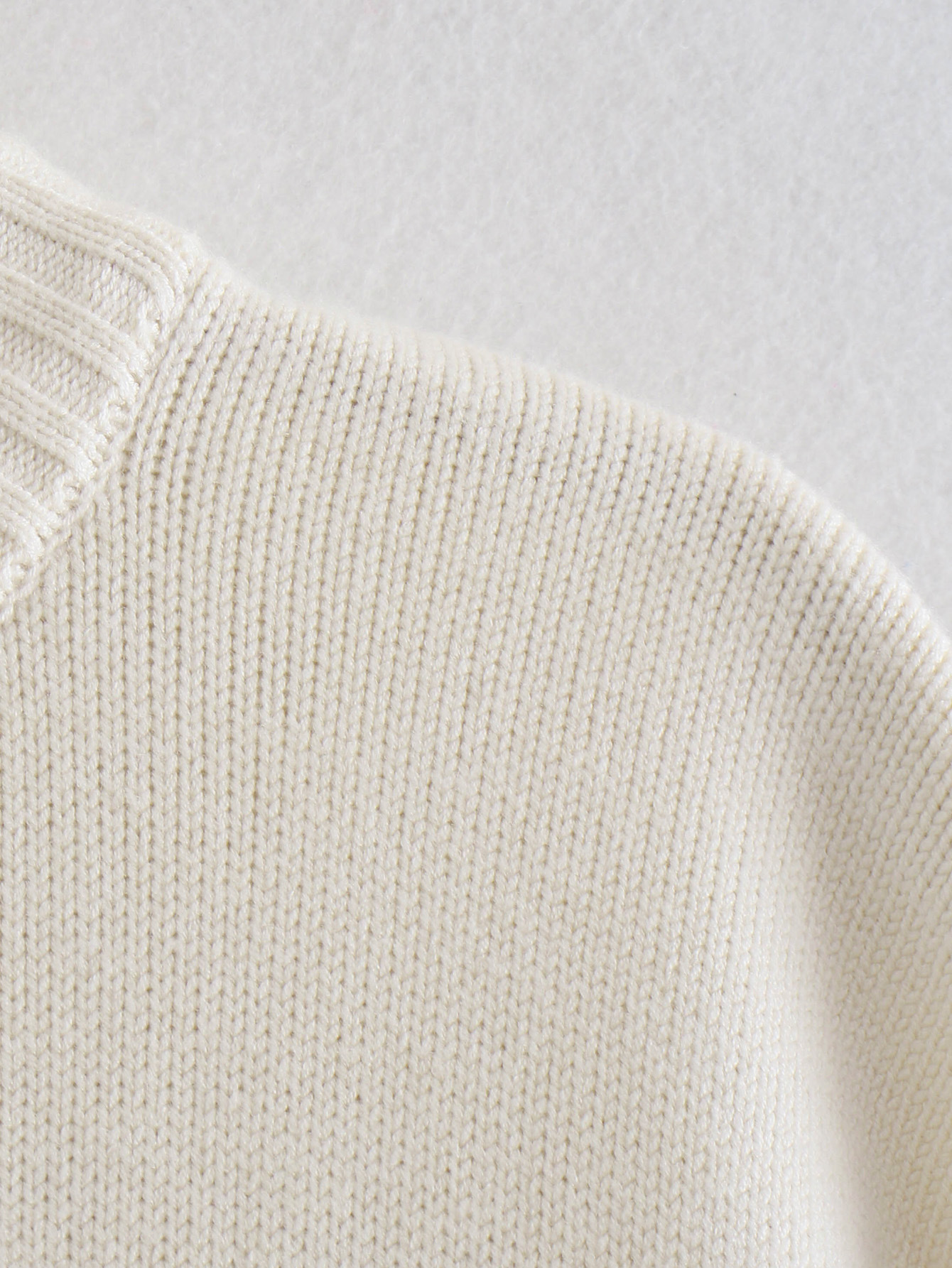 Pullover Sweater Image 9