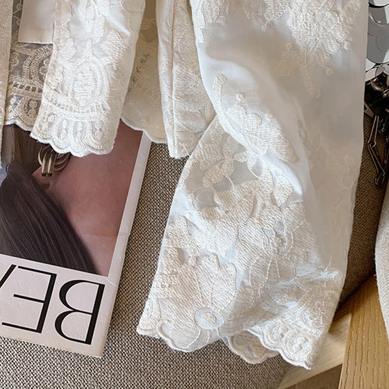 French Stitching Lace Jacquard Crewneck Shirt Women's 2025 Spring and Summer New Elegant Thin Sunscreen New Chinese Style Top