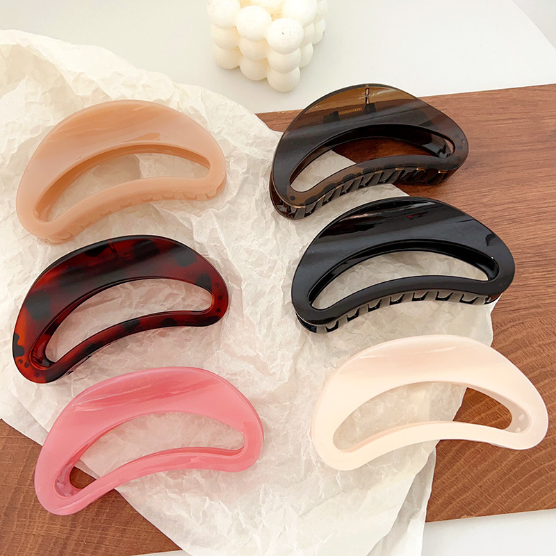 European and American High-end Semicircle Crescent Clip Large Bright Face Jelly Shark Clip Korean Style Hair Scratch Accessories Hair Accessories European and American High-end Semicircle Crescent Clip Large Bright Face Jelly Shark Clip Korean Style Hair Scratch Accessories Hair Accessories