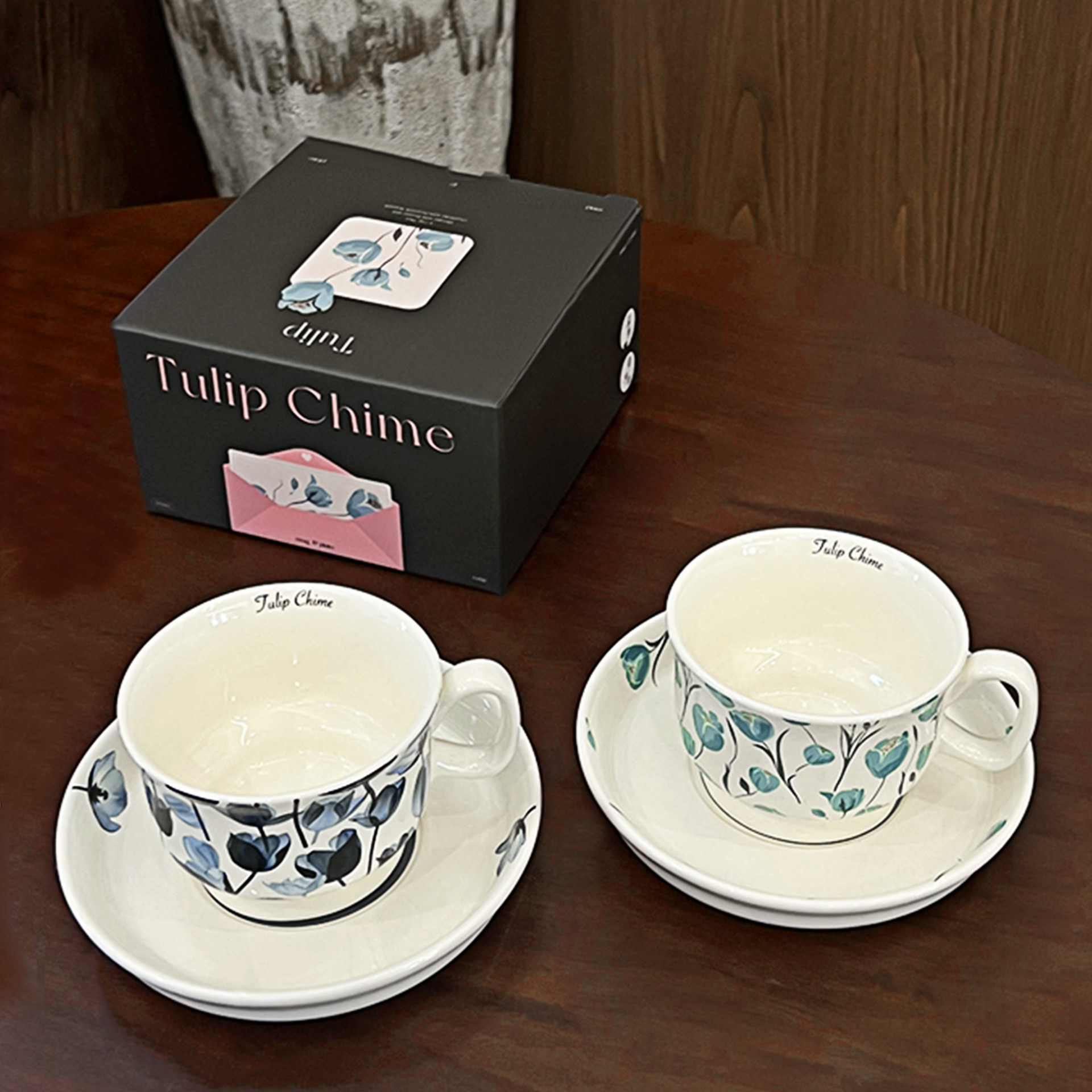 Tulipan tazas de café y platos set de tazas de café de la tarde, plato de cerámica de alto valor de la cara, tazas de desayuno caseras, plato de estilo antiguo, plato de tazas