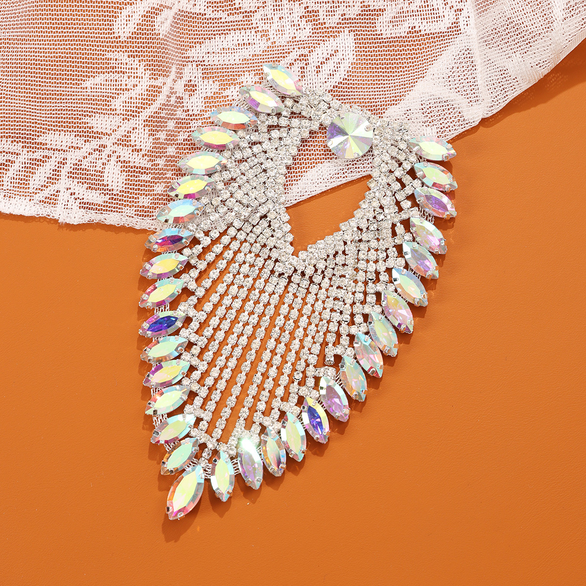 工場直販の人気商品DIY高輝度クリスタル溶接金具ウェディングドレスアクセサリー靴材衣料帽子アクセサリー