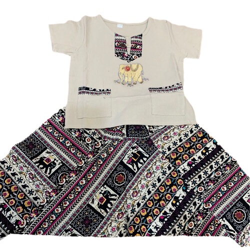 Nation-style embroidery cartoon animal cotton-linen set for young children, including short-sleeved shirts and shorts for boys, wholesale