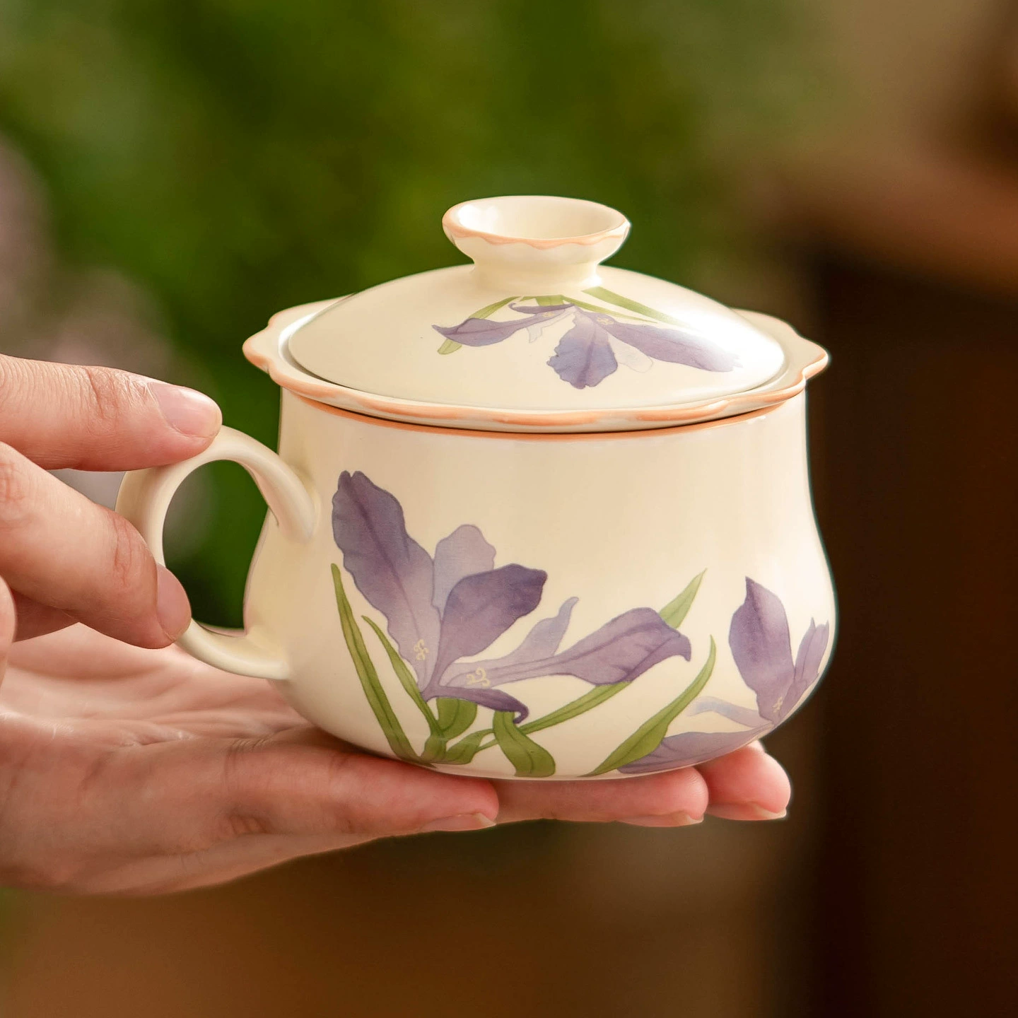 Factory beige glaze iris ceramic cup tea cup office tea water separation cup high-looking tea cup