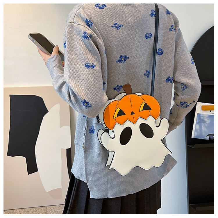 Halloween Small Bag 2024 New European And American Fashion Personality Funny Pumpkin Single Shoulder Small Round Bag_ipsvogv.com