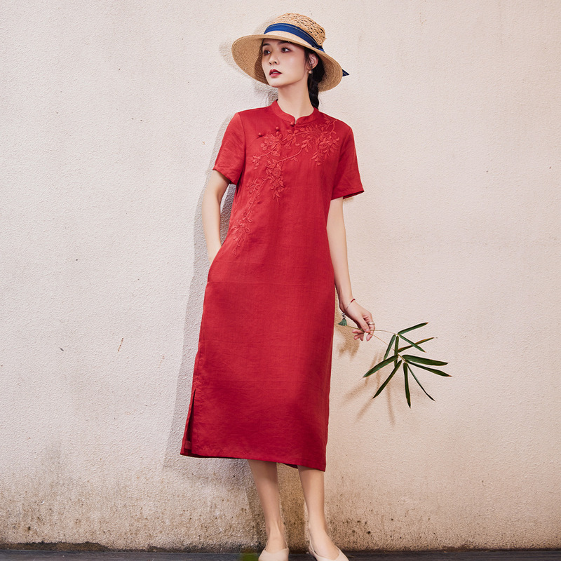 College Entrance Examination Sends Improved Cheongsam High-end Ramie Heavy Industry Embroidery Red Chinese Style Festive dress 2025 Summer College Entrance Examination Sends Improved Cheongsam High-end Ramie Heavy Industry Embroidery Red Chinese Style Festive dress 2025 Summer