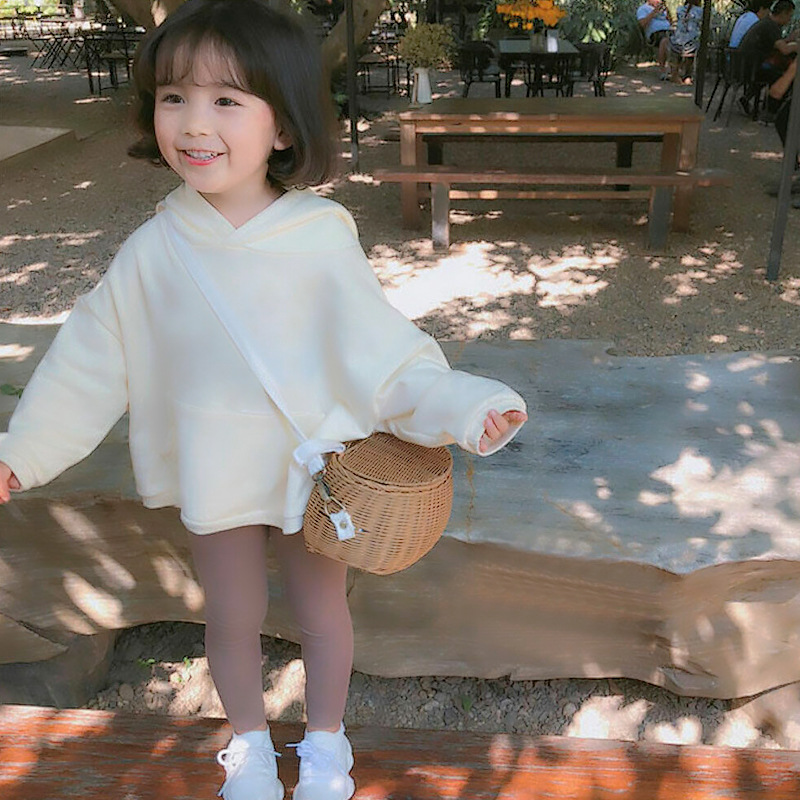 Cesta de ratán pequeña estilo INS, cesta de bicicleta para niños, bolso bandolera de un solo hombro, cesta de juguetes tejida, cesta de almacenamiento