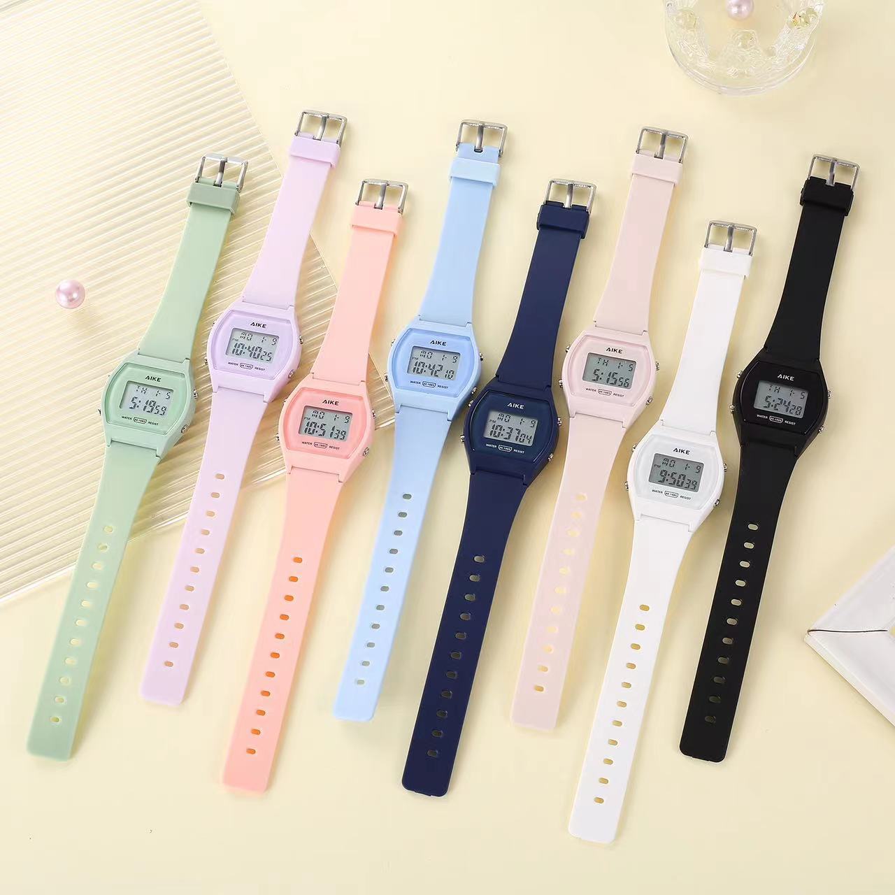 AIKE1985 color caramelo pequeño cuadrado lindo reloj electrónico mujer estudiante reloj de moda junior high school escuela primaria reloj de Estudiante