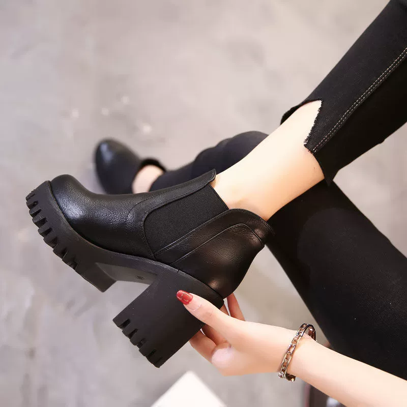 Martens, demi-season universal low boots