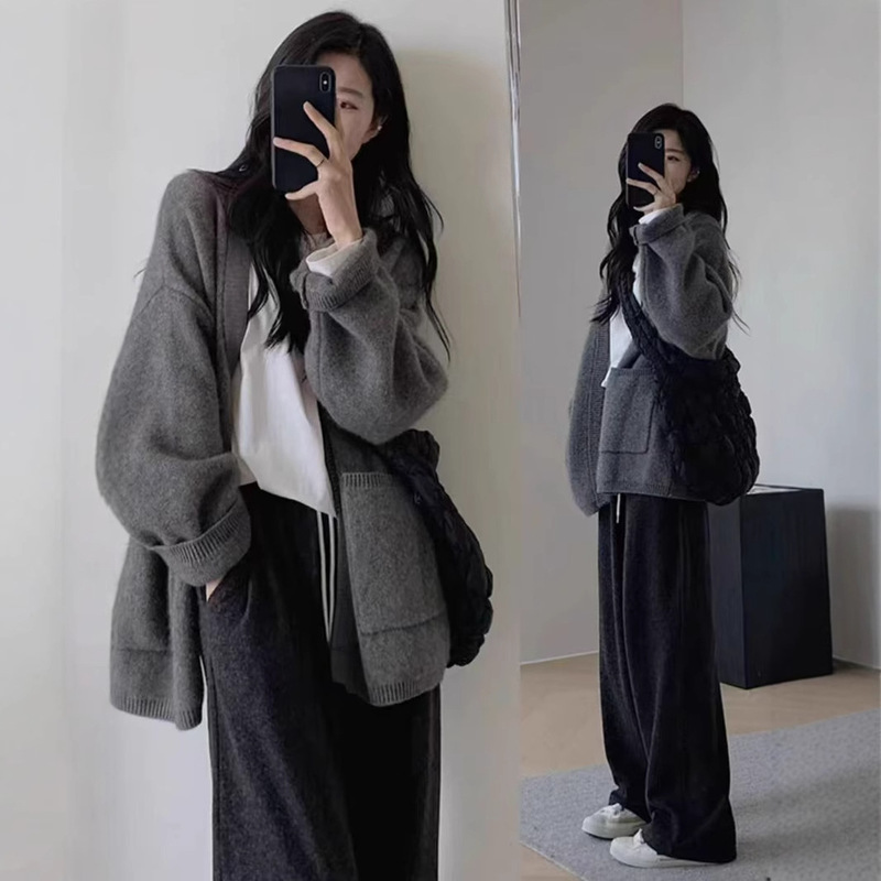 100 Wool Sweater Women's Mid-length Thickened Cardigan Jacket Elegant All-match Knitted Sweater Loose Lazy Style Cashmere Sweater 100 Wool Sweater Women's Mid-length Thickened Cardigan Jacket Elegant All-match Knitted Sweater Loose Lazy Style Cashmere Sweater