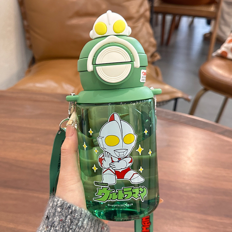 ウルトラマン子供用コップtritan男子学生高颜値通学専用携帯大容量ストロー付きコップ|undefined