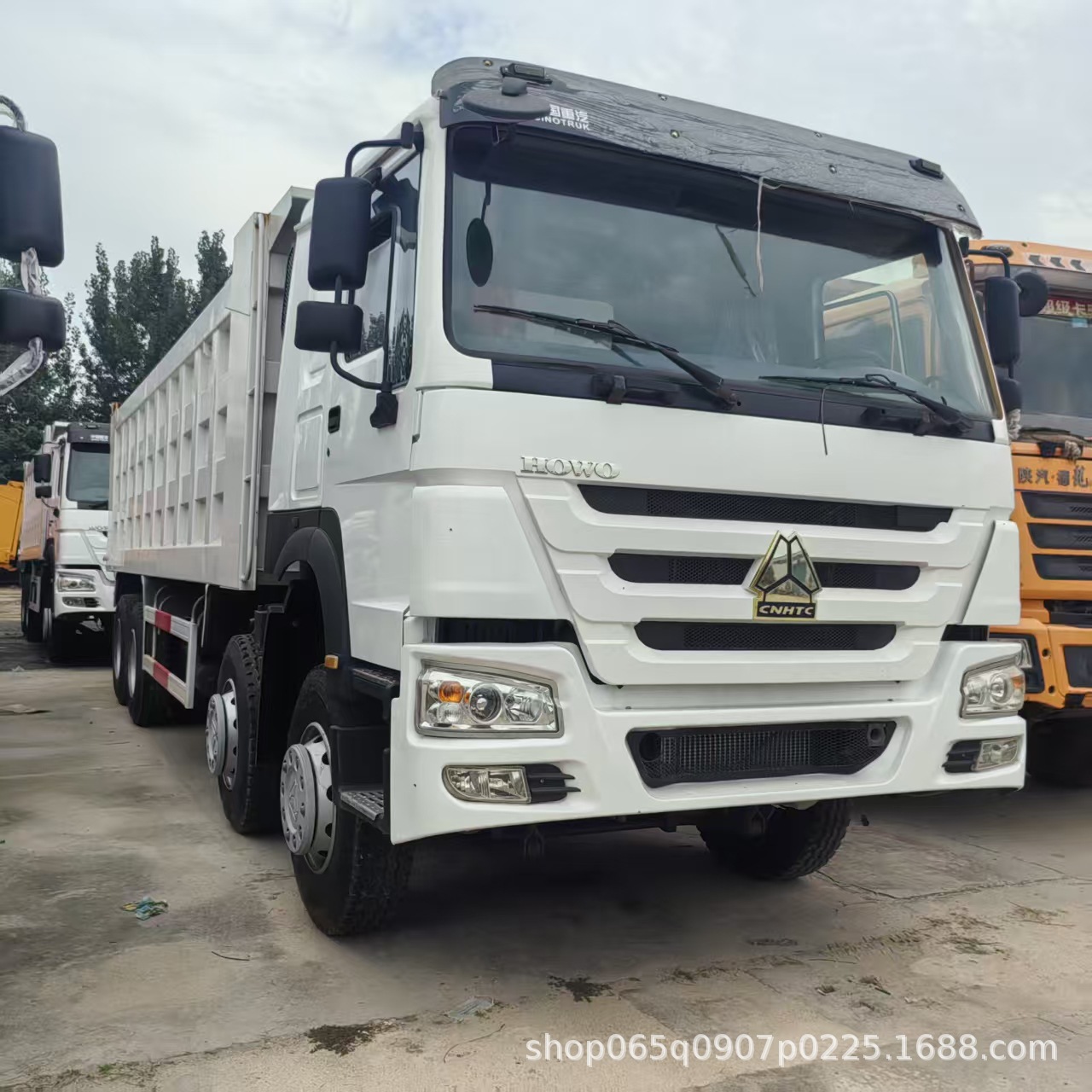Export Africa Howo 12-Wheel Front Four Rear Eight Dump Truck Howo Dump Truck Heavy Truck Engine 371 Horsepower