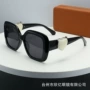 新款跨境爱心方形太阳镜