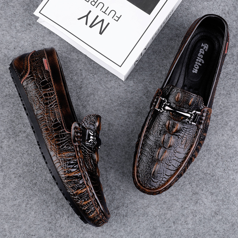 Verano británico estilo de moda zapatos perezosos zapatos casuales de moda para hombres de color sólido zapatos casuales transfronterizos de gran tamaño