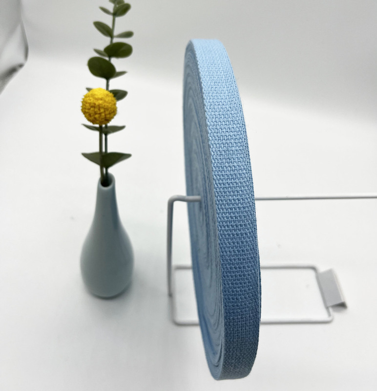 現物の2.0cmのポリエステルのリュックサックは厚い斜め掛けのズックのひもの平織りのリボンの布のリボンの色の布のズックのベルトを掛けます。|undefined