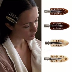 現物の新商品emijay * と同じ種類のイチゴが甘くてレトロな手作りのダイヤモンドを入れています。