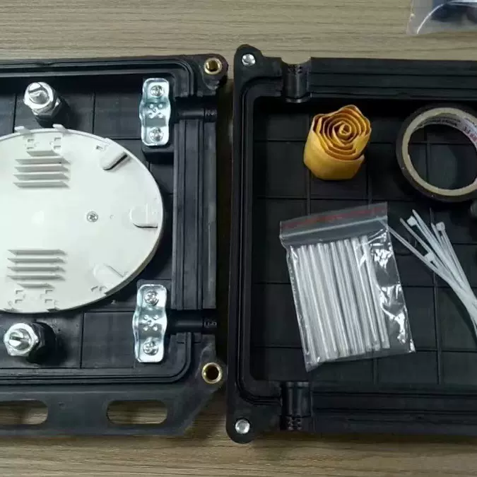 迷你小方终端盒12通道24芯光缆接头12芯光纤熔接防水盘优惠