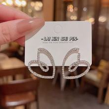 爱心耳钉2025年新款潮韩国气质网红耳钉女小众高级感耳饰满钻耳钉