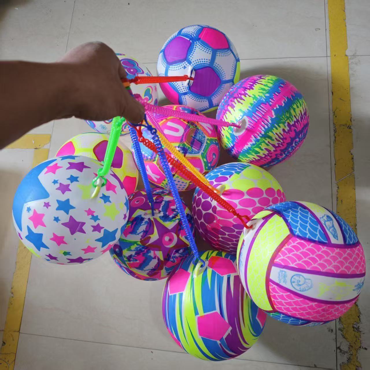 El olor a la bola nueva se disipa con cuidado.