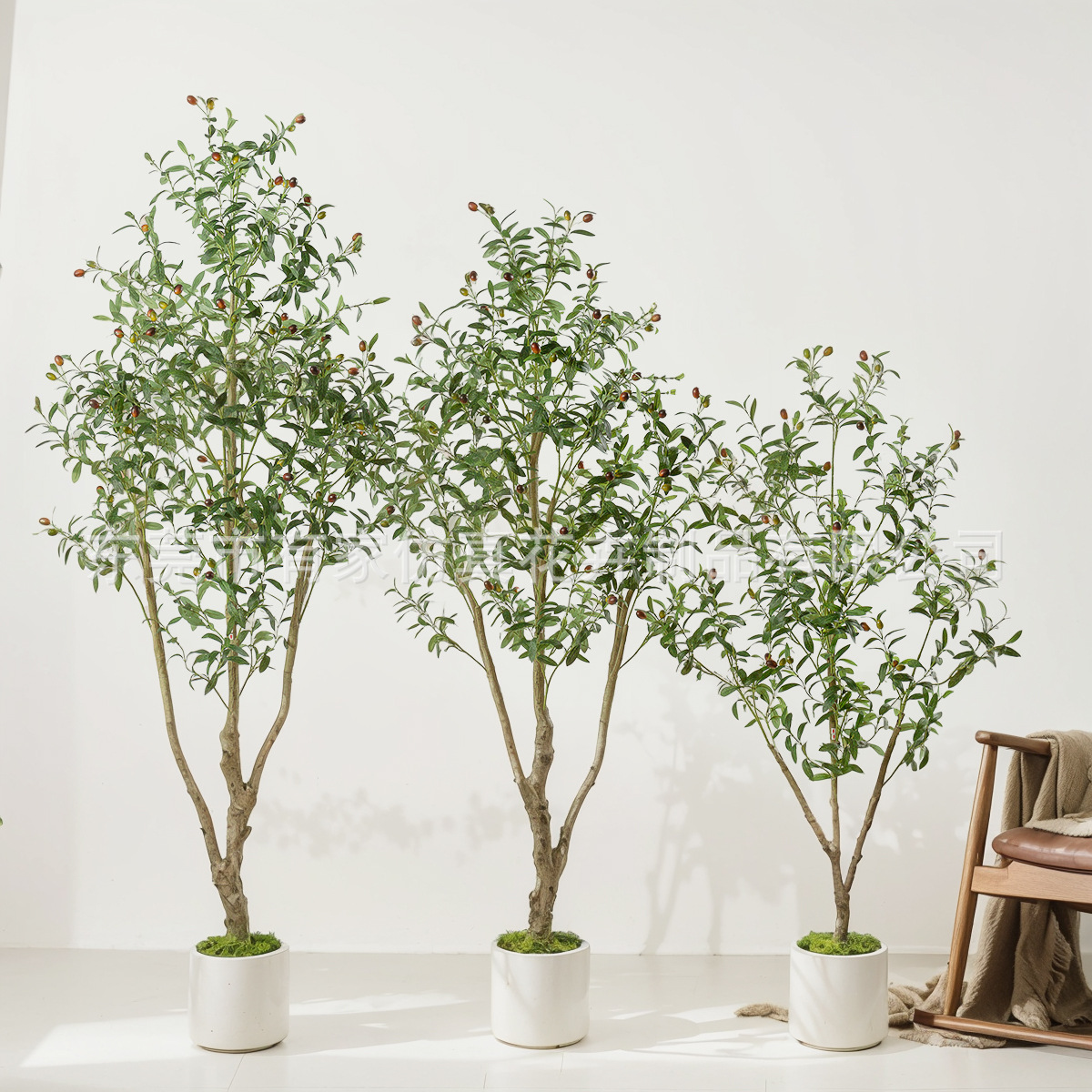 Aterrizaje de olivo de simulación de Amazon transfronterizo Adornos de decoración del hogar a gran escala Plantas verdes en macetas Desmontaje de plantas de árboles falsos