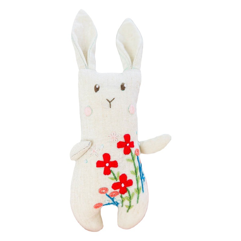 Conejo muñeca bordado DIY material paquete Lu bordado hecho a mano regalo de los niños conejo blanco bordado tridimensional adornos lindos