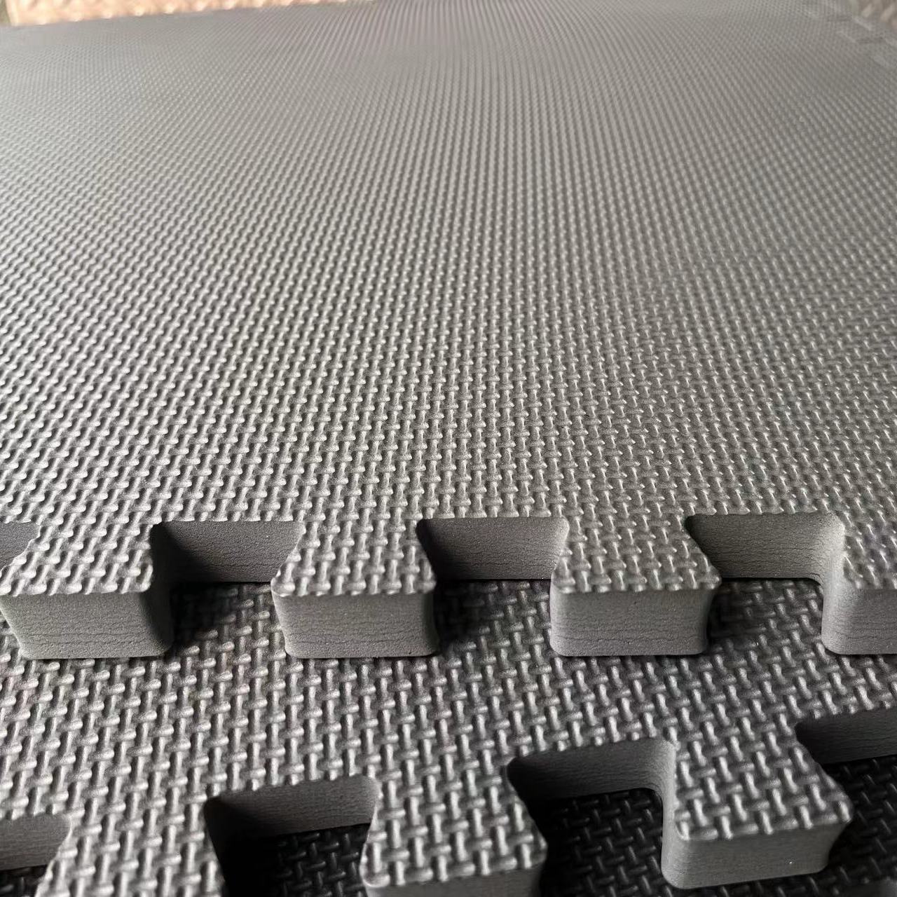 Thickened Large Black and Gray Floor Mat for Crawling and Shock Absorption for Home Gym, Stain-Resistant, Living Room, Moisture-Proof and Soundproof