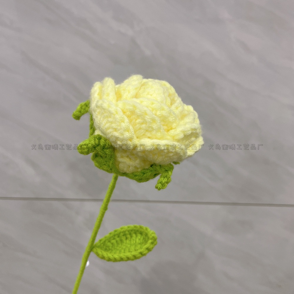 Lily tejido a mano acabado rosa Lily Tulip flor artificial lana ramo regalo