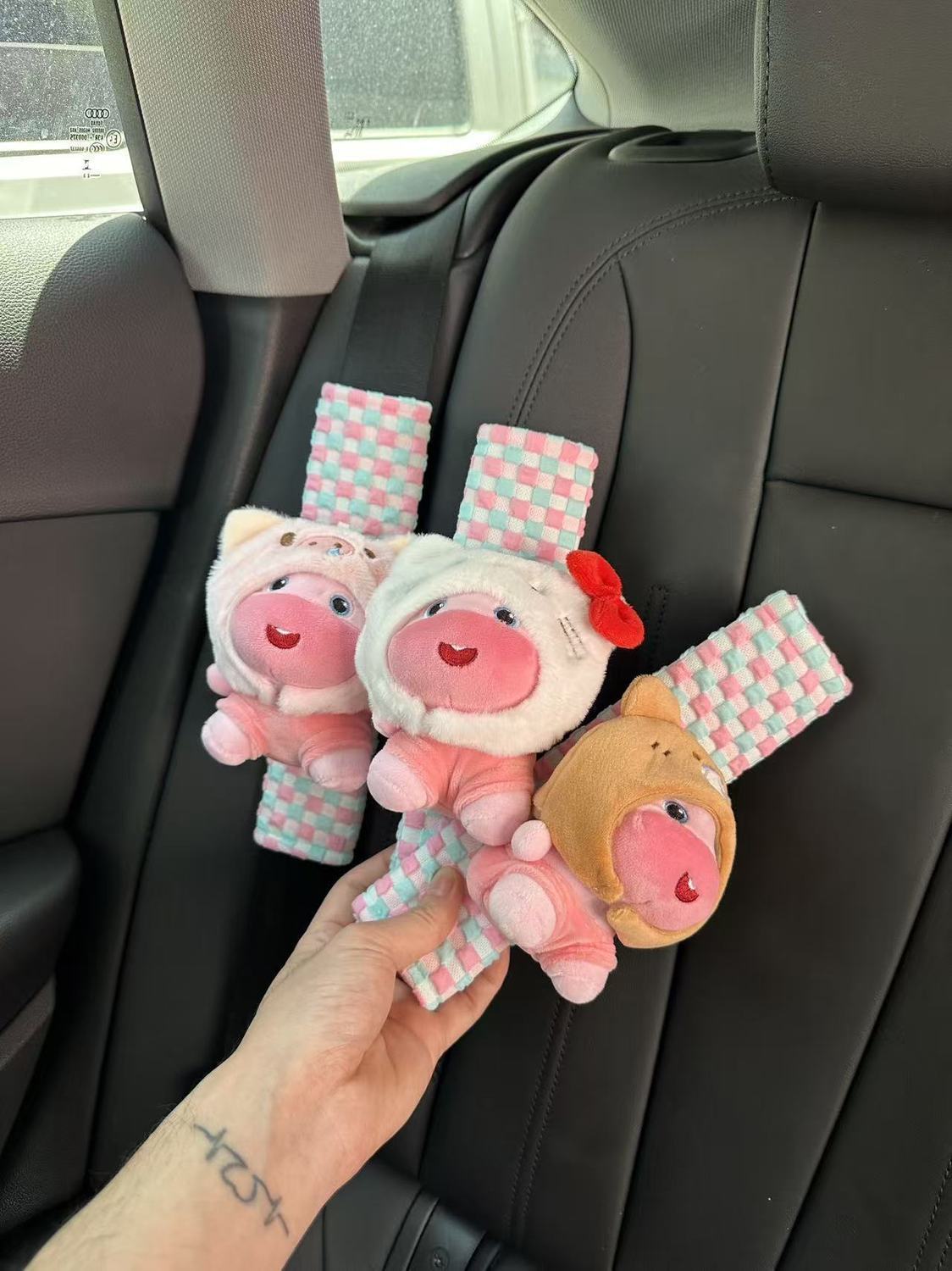 Plush Capybara Lulu Car Seatbelt Shoulder Pad Cartoon Protective Cover Anti-Scratch Clothing Cute Decorative Item Creative