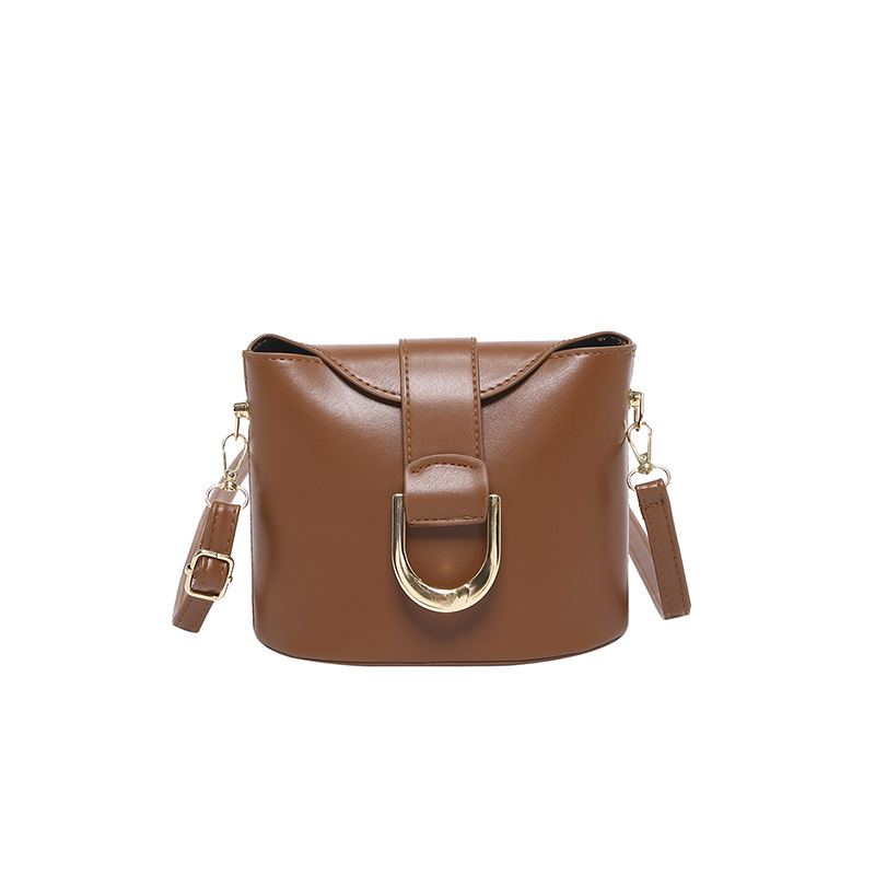 Bolsa de hombro de nicho, bolso de cinturón de cerradura retro, otoño y invierno de 2024, nuevo bolso de balde de tendencia de mujer.