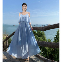 蓝色吊带度假连衣裙女夏泰国旅行海边出游穿搭套装多巴胺海滩长裙