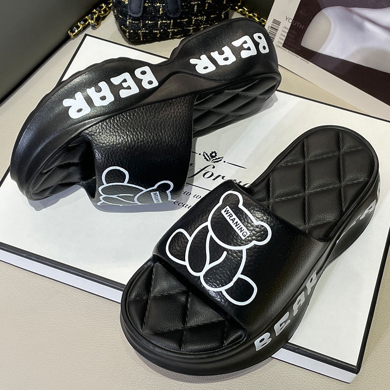 Zapatillas de mujer 2023 nueva moda desgaste al aire libre mayor grueso fondo antideslizante interior casa zapatillas de trabajo de las mujeres Invierno