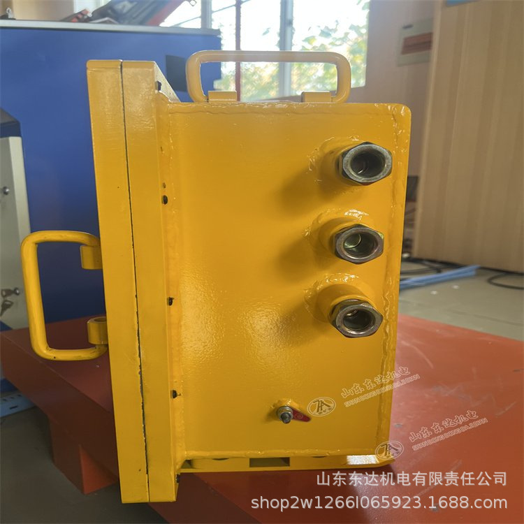 硬盘录像显示器 (6).jpg