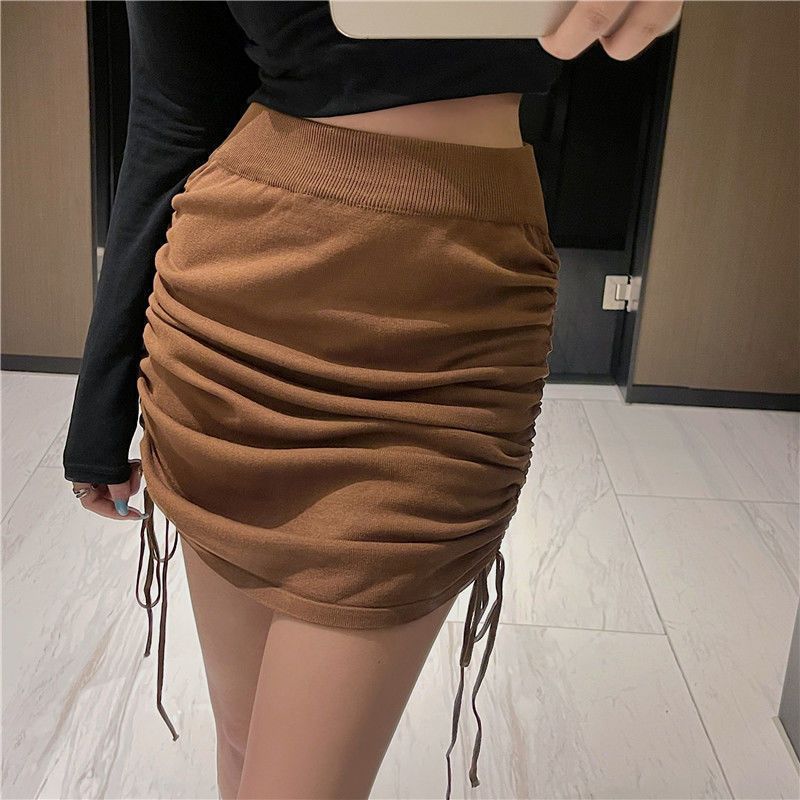 Fitted design skirt